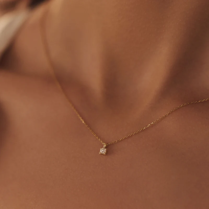 Isabel Bernard De la Paix Christine 14 karaat gouden collier | diamant 0.10 ct | IBD350003