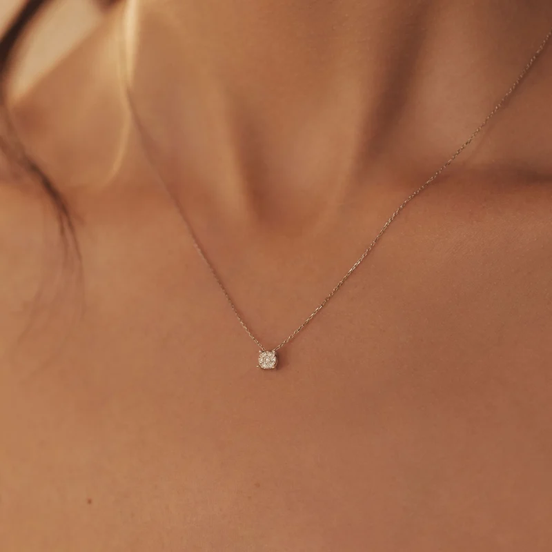 Isabel Bernard De la Paix Hanaé 14 karaat witgouden collier | diamant 0.08 ct | IBD350009