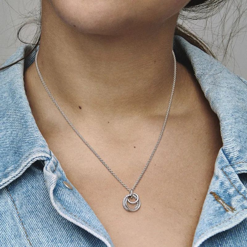 Pandora Moments 925 Sterling Silver Family Always Encircled Pendant Necklace 391455C01-60 (Length: 60.00 cm)