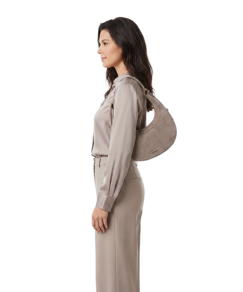 Coccinelle Whisper Suede Bolso de hombro warm taupe