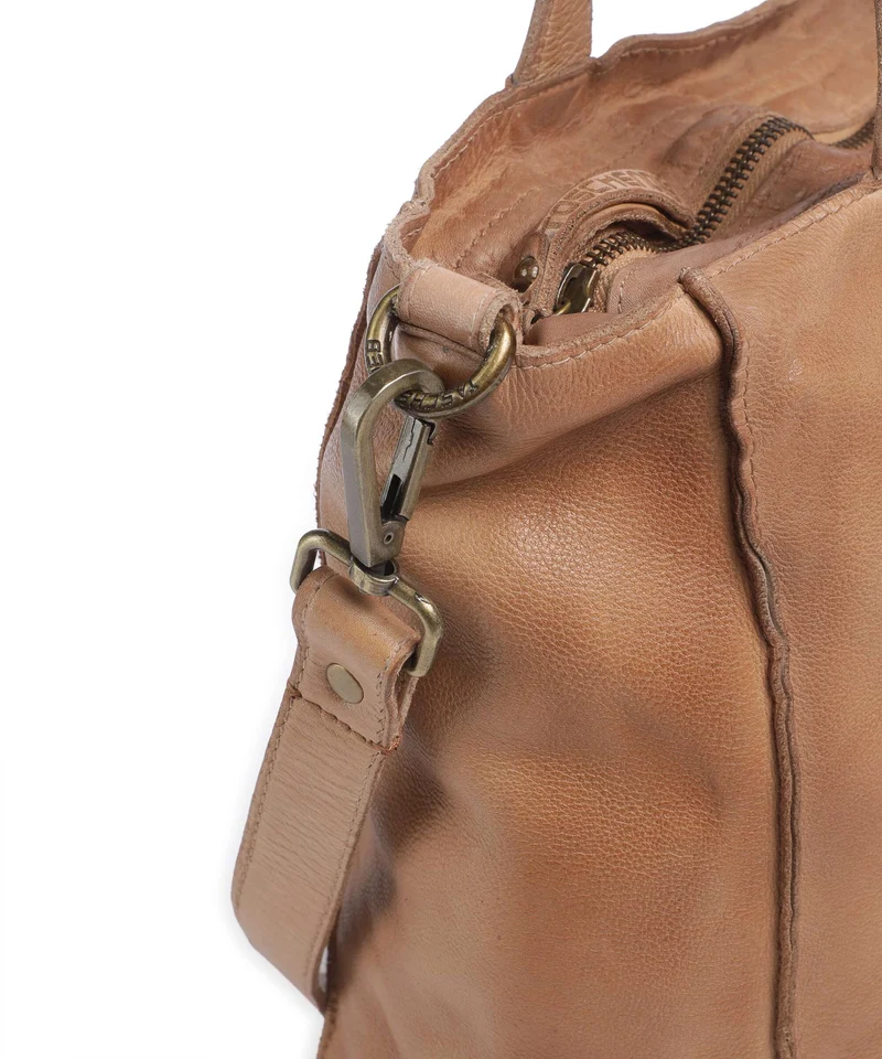 Taschendieb Wien Kaiserstrasse 21 Bolsa shopping wuestensand