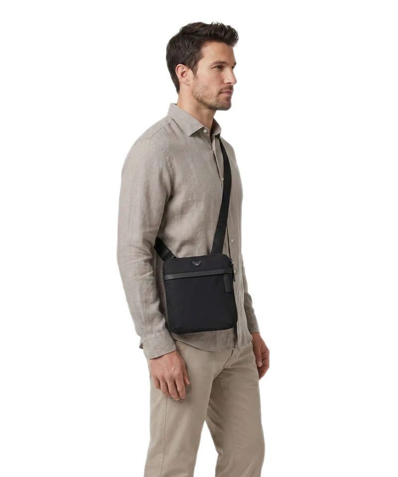 Emporio Armani Nylon Recycled Bandolera black beauty