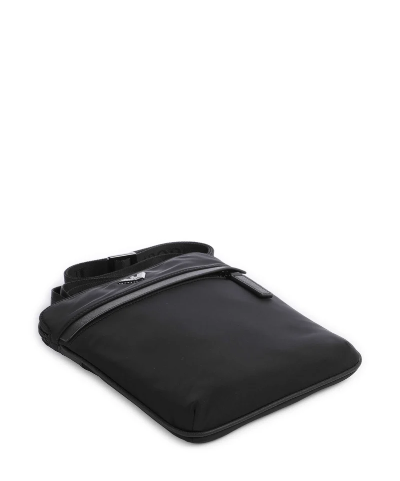 Emporio Armani Nylon Recycled Bandolera black beauty