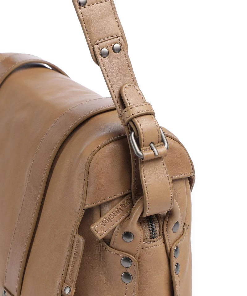 Aunts & Uncles Grandma's Luxury Club Mrs. Honey Pie Bolso de mensajero iced coffee