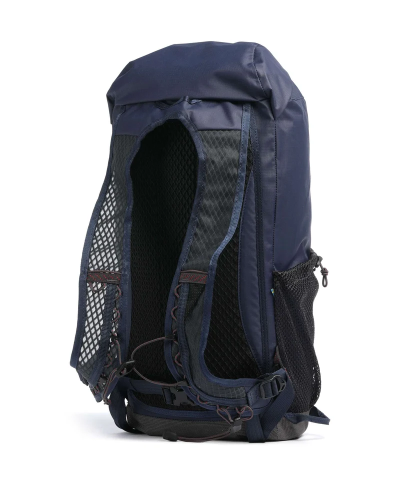 Klättermusen Fjörm 18 Mochila trekking dark hights
