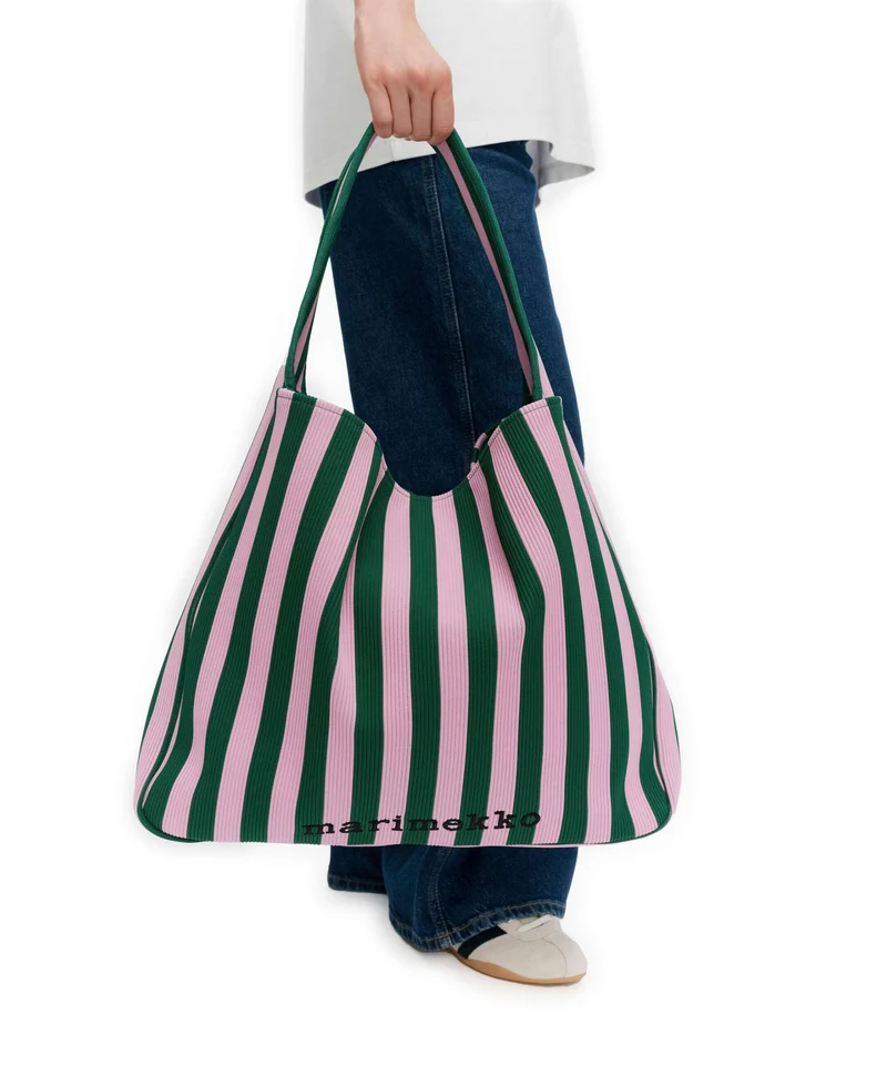 Marimekko Knitted Merirosvo Bolso de hobo pink/dark green