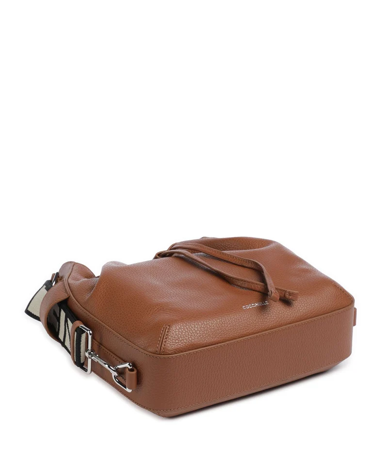 Coccinelle Gretel Ribbon Bucket bolso de mano cognac
