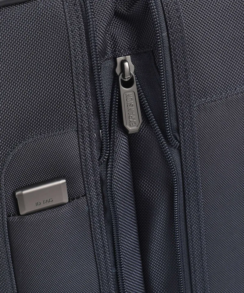 Victorinox Werks Traveler 7.0 GCO Maleta con 4 ruedas navy blue