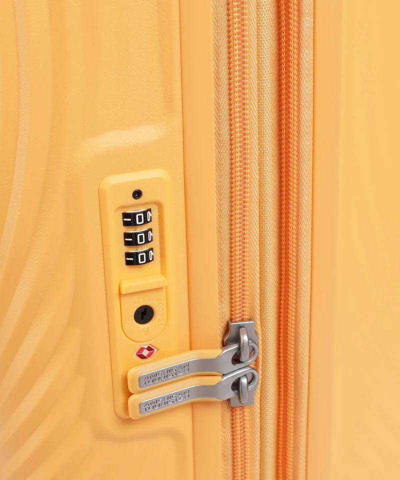 American Tourister Mickey Magic Maleta con 4 ruedas mickey peachy orange