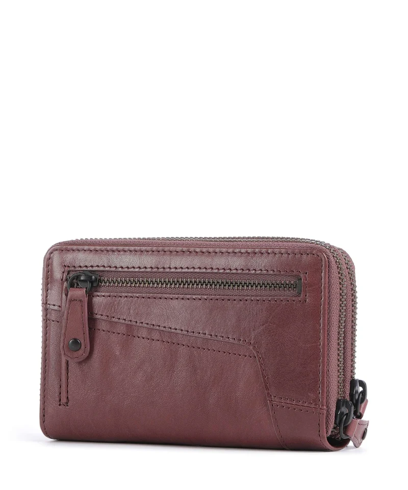 Aunts & Uncles Grandma's Luxury Club Betty Monedero tulipwood