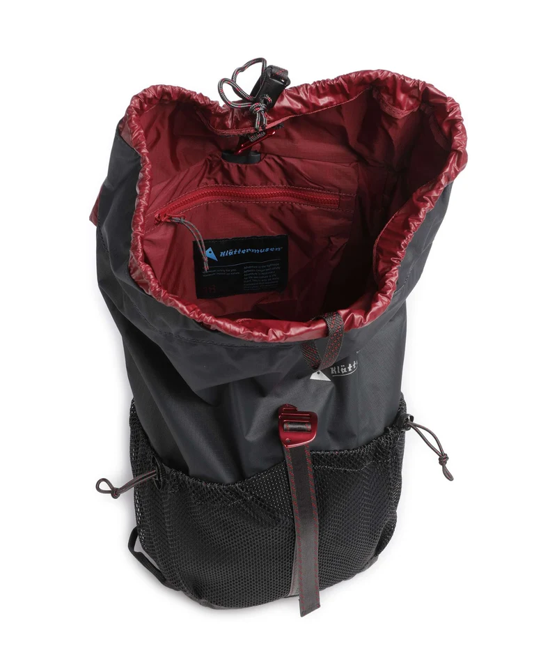 Klättermusen Fjörm 18 Mochila trekking raven