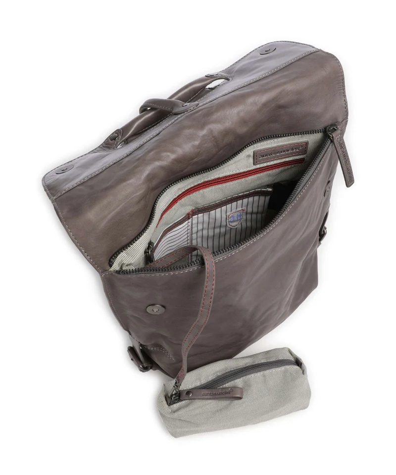 Aunts & Uncles Grandma's Luxury Club Mrs. Mince Pie Bolso mochila oyster grey